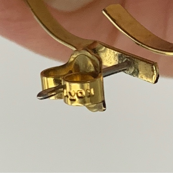 Vintage Avon Gold-tone Split Heart Earrings.Pre-loved - Picture 4 of 5